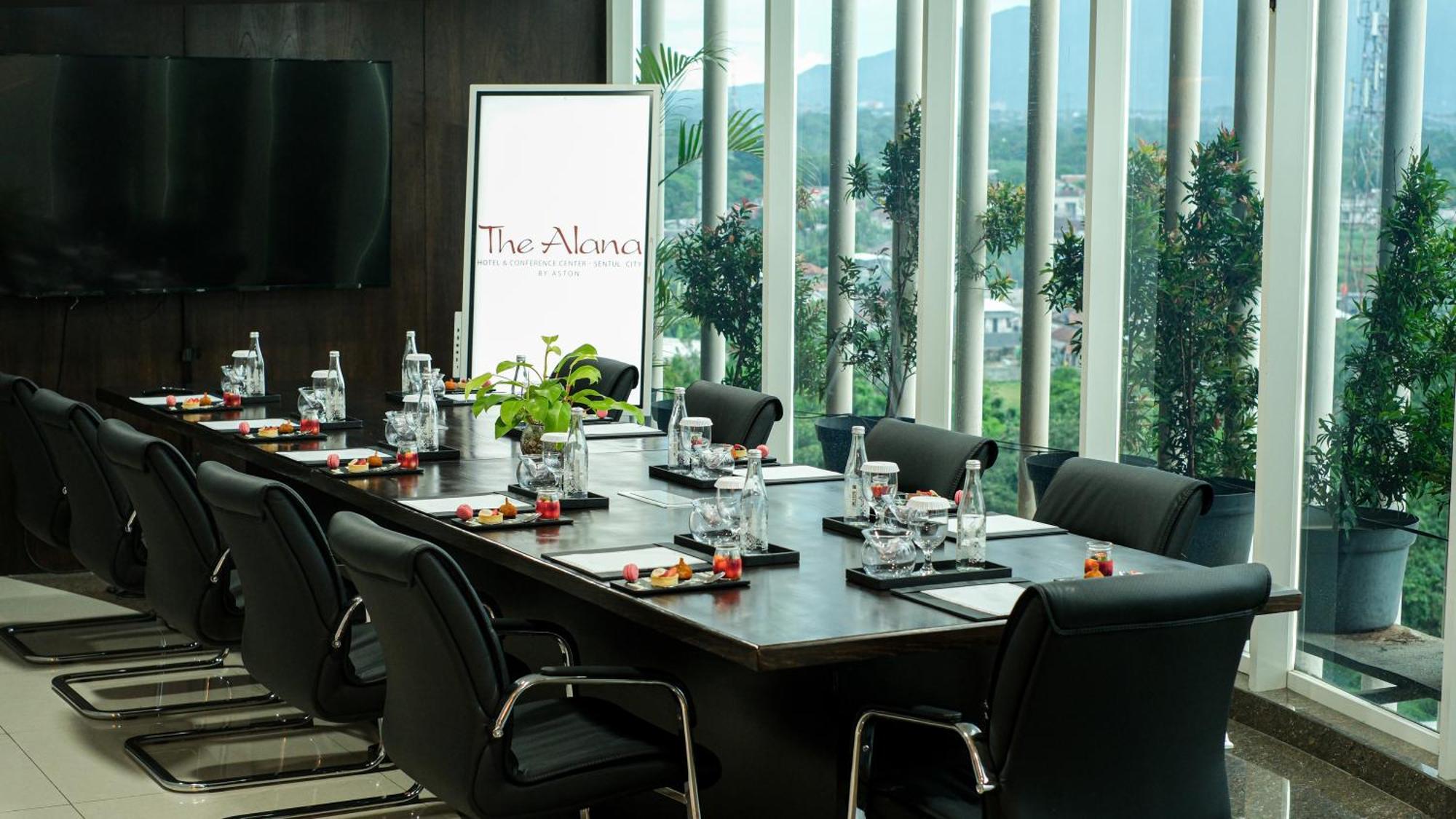 The Alana Hotel And Conference Sentul City By Aston Bogor Buitenkant foto